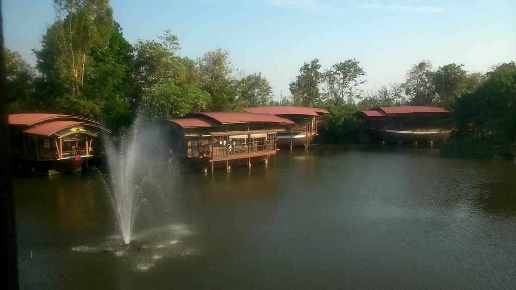 Momchailai River Retreat Hotel Lam Phaya Exterior photo